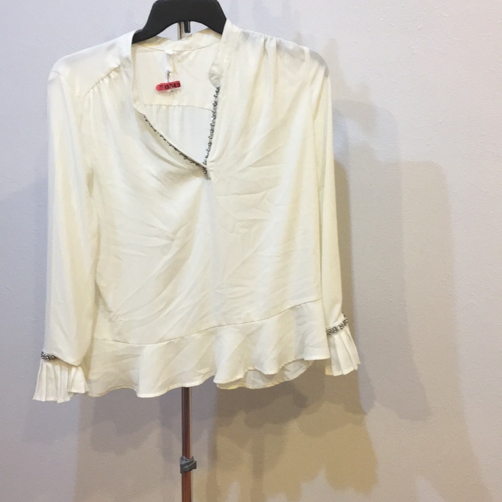 White used rhinestone detail